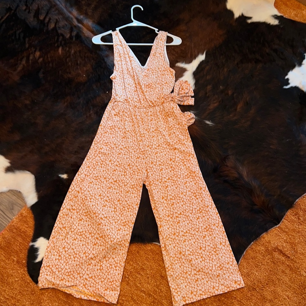 Women’s jumpsuit, size M, floral, like new